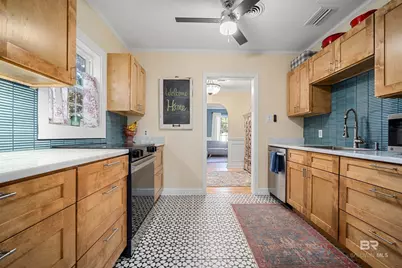 3053 Calais Street, Mobile, AL 36606 - Photo 8