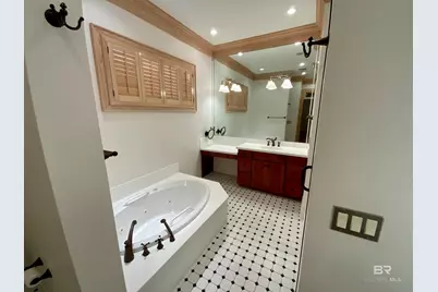 32529 Lakeview Circle, Loxley, AL 36551 - Photo 10