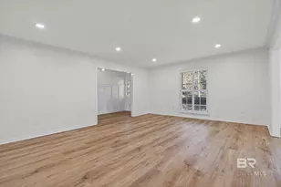 301 E Indian Creek Dr, Mobile, AL 36607 - Photo 10