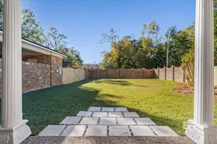 301 E Indian Creek Dr, Mobile, AL 36607 - Photo 32