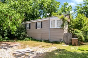 109 S Carlen St, Mobile, AL 36606 - Photo 2