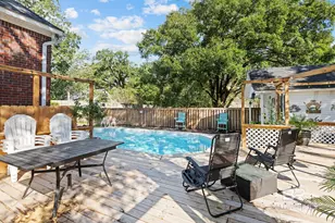 2705 Charlestowne Dr, Mobile, AL 36693 - Photo 38