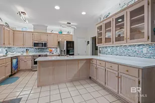 2705 Charlestowne Dr, Mobile, AL 36693 - Photo 12