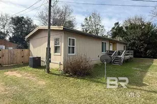 15379 Highland Cir, Foley, AL 36535 - Photo 2