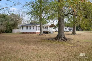 410 W 5th St, Bay Minette, AL 36507 - Photo 4