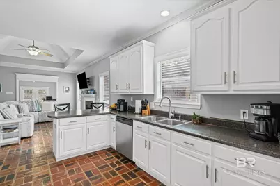 955 Linlen Avenue, Mobile, AL 36609 - Photo 8