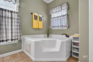 10821 York Ln, Elberta, AL 36530 - Photo 32