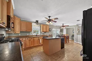 10821 York Ln, Elberta, AL 36530 - Photo 22