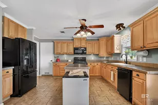 10821 York Ln, Elberta, AL 36530 - Photo 18