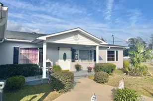 149 Carver Ave, Atmore, AL 36502 - Photo 2