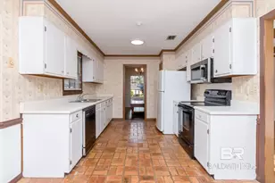 6661 N Hounds Run, Mobile, AL 36608 - Photo 10