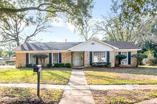 6661 N Hounds Run, Mobile, AL 36608 - Photo 1