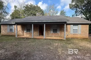 317 E Orange Ave, Foley, AL 36535 - Photo 1