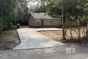 317 E Orange Ave, Foley, AL 36535 - Photo 2