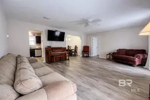 214 W Sycamore Ave, Foley, AL 36535 - Photo 8