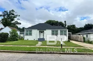 1304 N Cloverleaf Cir, Mobile, AL 36605 - Photo 1