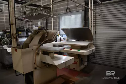 1436 Hillcrest Road, Mobile, AL 36695 - Photo 6