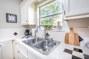 60 Bienville Ave, Mobile, AL 36606 - Photo 16