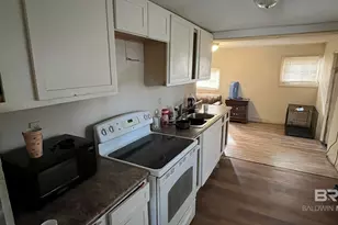 455 Pinehill Dr, Mobile, AL 36606 - Photo 8