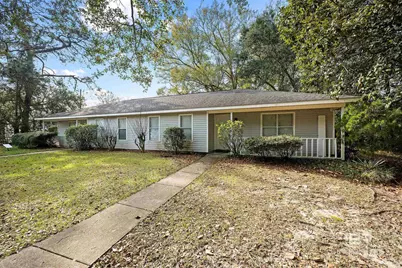 620 S Oak Street, Foley, AL 36535 - Photo 1