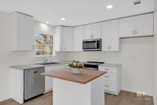 10628 Oak Ave, Grand Bay, AL 36541 - Photo 12