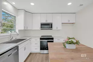 10628 Oak Ave, Grand Bay, AL 36541 - Photo 14