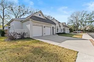 100 Sadie Ln, Fairhope, AL 36532 - Photo 2