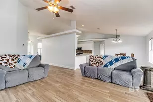 10675 Aloe Ln, Lillian, AL 36549 - Photo 4