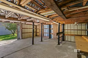 303 W Banyan St, Bay Minette, AL 36507 - Photo 26