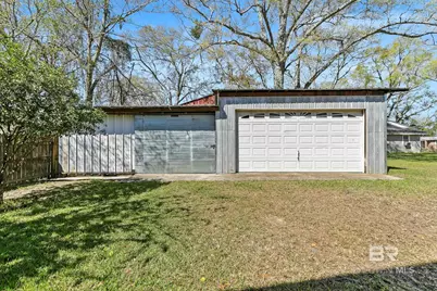 303 W Banyan Street, Bay Minette, AL 36507 - Photo 28
