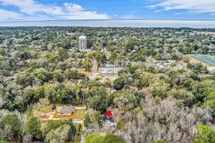 659 Nichols Ave, Fairhope, AL 36532 - Photo 2