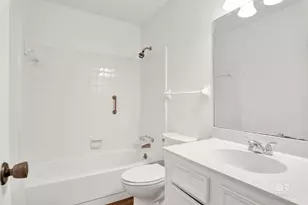 6071 N Highland Circle, Mobile, AL 36608 - Photo 12