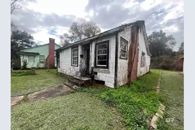 1955 Dr Martin Luther King Jr Avenue, Mobile, AL 36617 - Photo 2