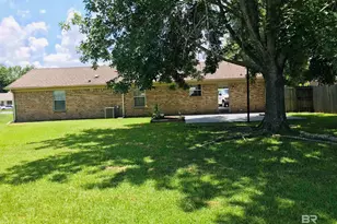 20 Magnolia Cir, Foley, AL 36535 - Photo 2