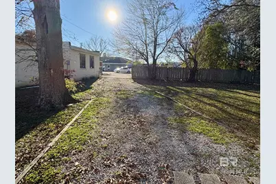 207 Blackburn Avenue, Bay Minette, AL 36507 - Photo 32