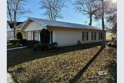 207 Blackburn Avenue, Bay Minette, AL 36507 - Photo 2