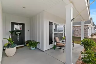 11258 Animal Kingdom Wy, Daphne, AL 36526 - Photo 2
