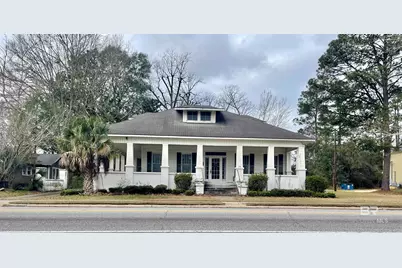 425 Douglas Avenue, Brewton, AL 36426 - Photo 2