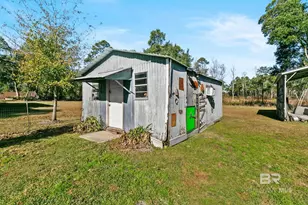 13545 Lyons Ave, Bayou La Batre, AL 36509 - Photo 46
