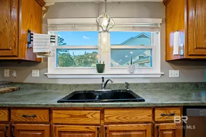 13545 Lyons Avenue, Bayou La Batre, AL 36509 - Photo 12