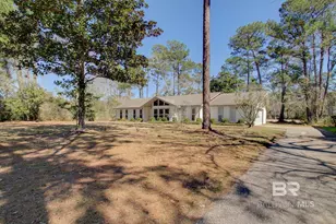 3921 E Saint Andrews Dr, Mobile, AL 36693 - Photo 2