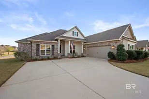 814 Dunker Ave, Fairhope, AL 36532 - Photo 2