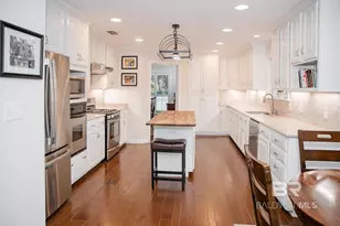 455 S Section St, Fairhope, AL 36532 - Photo 2