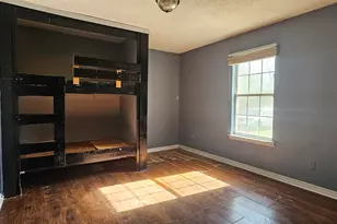 151 Bullard St, Atmore, AL 36502 - Photo 16