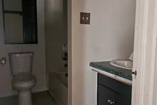 151 Bullard St, Atmore, AL 36502 - Photo 8