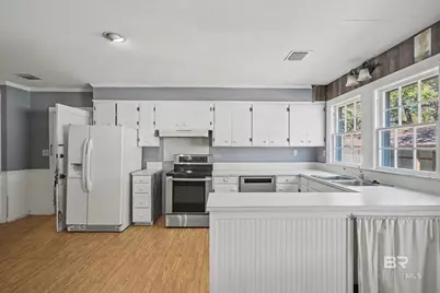 501 E 4th Street, Bay Minette, AL 36507 - Photo 8