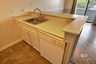 132 W Satsuma Ave, Foley, AL 36535 - Photo 12