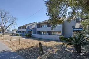 132 W Satsuma Ave, Foley, AL 36535 - Photo 1