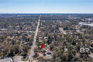 112 S Juniper St, Foley, AL 37416 - Photo 2