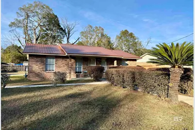 403 E Underwood Street, Brewton, AL 36426 - Photo 1